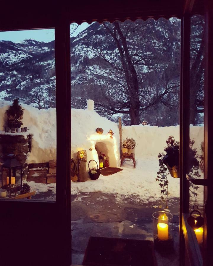 Bed and Breakfast Grange Epiney Bed E Breakfast Ла-Саль Екстер'єр фото