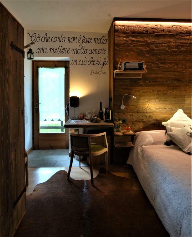 Bed and Breakfast Grange Epiney Bed E Breakfast Ла-Саль Екстер'єр фото